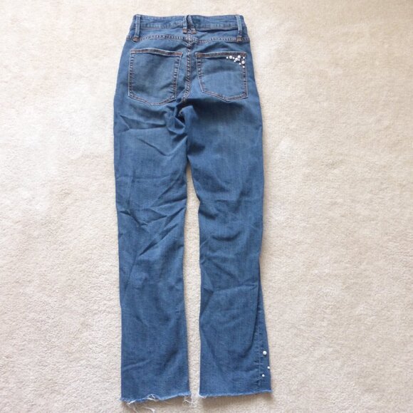 LE CHATEAU medium wash high waist distressed jeans with pearl beads - Picture 2 of 12